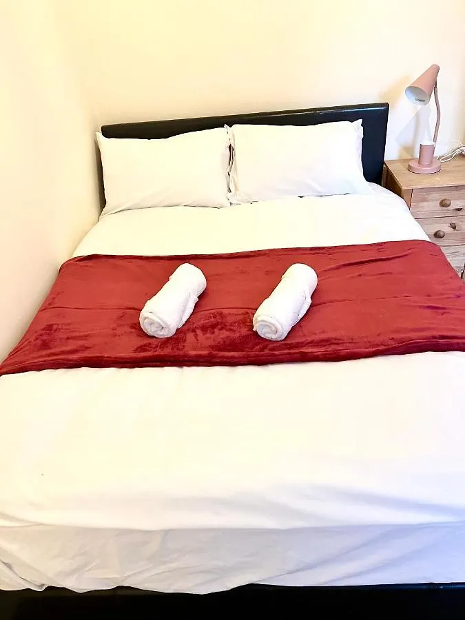 Aldgate Holiday Rooms Londra