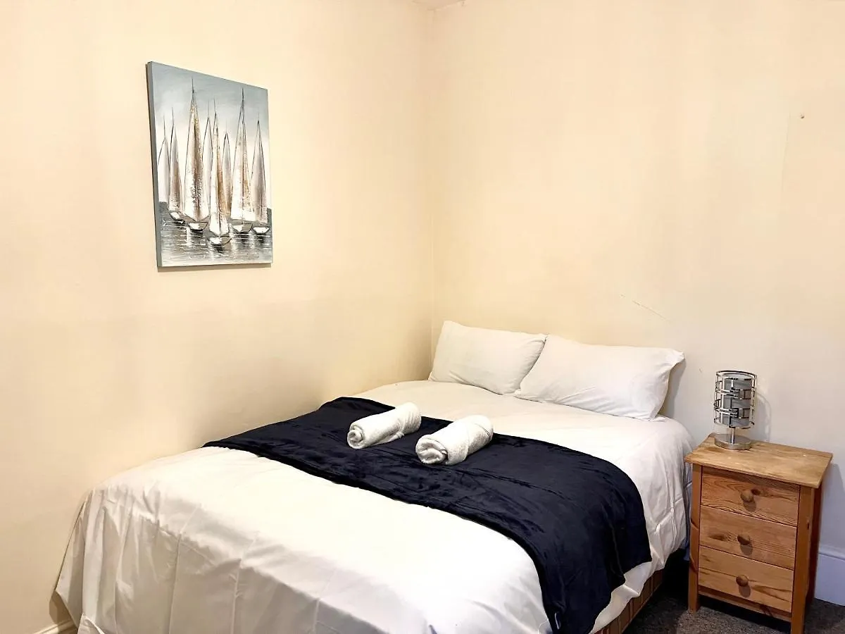 Aldgate Holiday Rooms Londra Appartamento