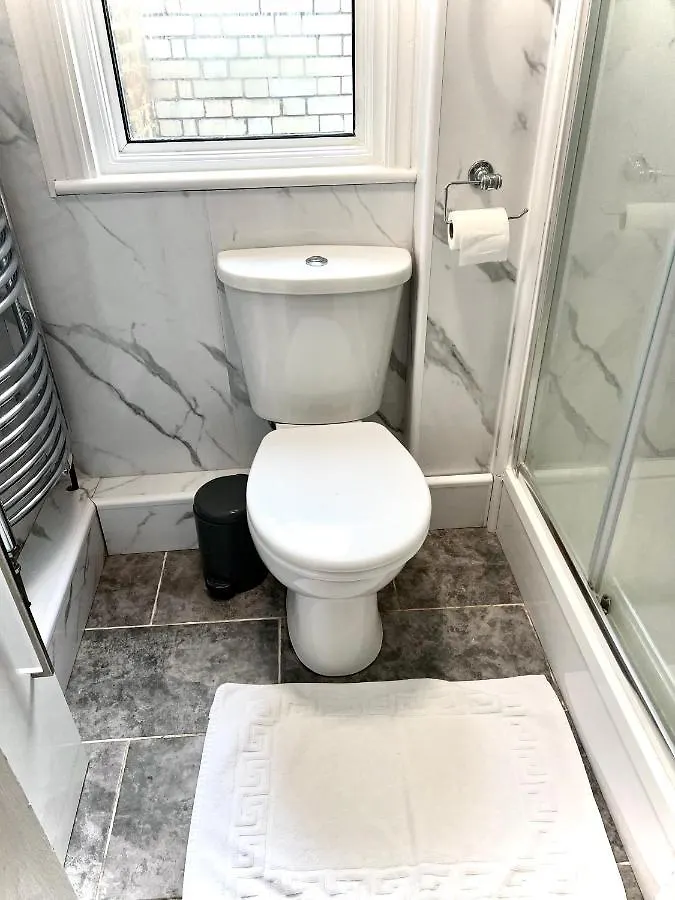 Aldgate Holiday Rooms Londra