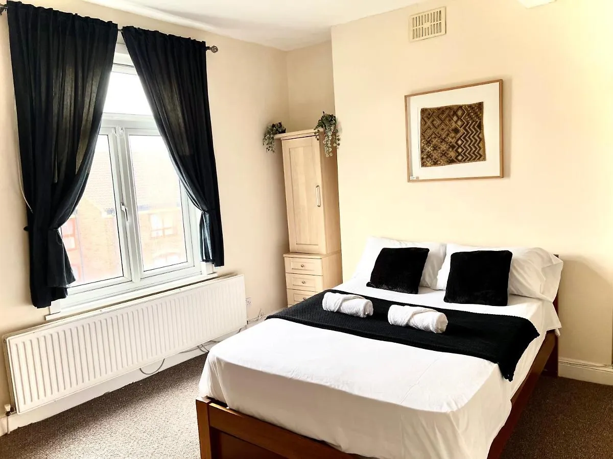 Aldgate Holiday Rooms Londra 0*,  Regno Unito
