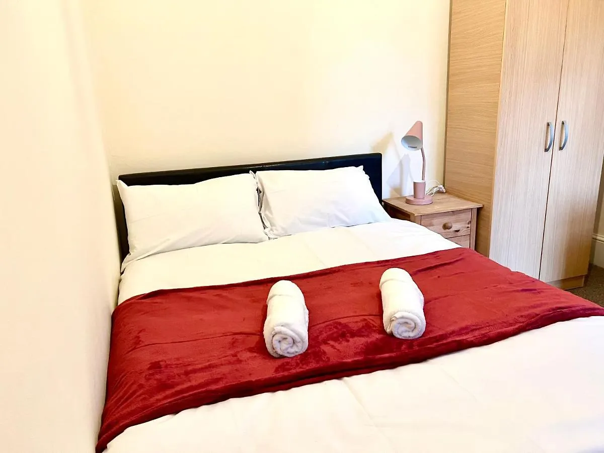 Aldgate Holiday Rooms Londra Birleşik Krallık
