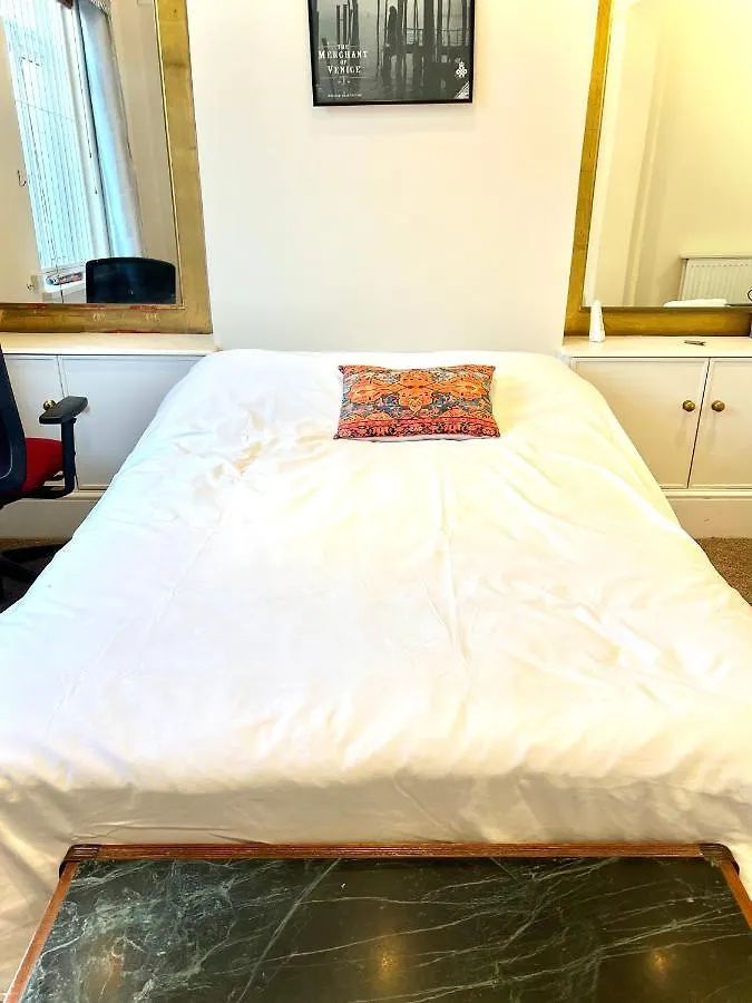 Aldgate Holiday Rooms Londra Daire